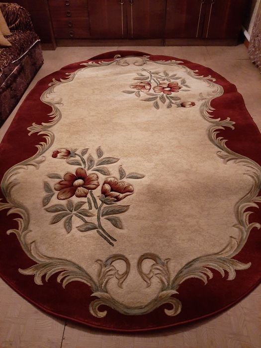 Продаю ковер б/у.