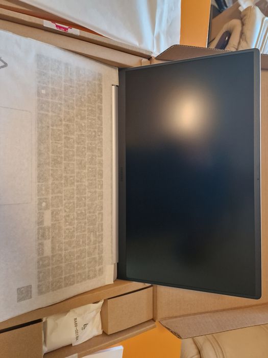 Samsung Galaxy Book4 Edge, 15,6 " 16GB, 512GB Flash Blue open box fact