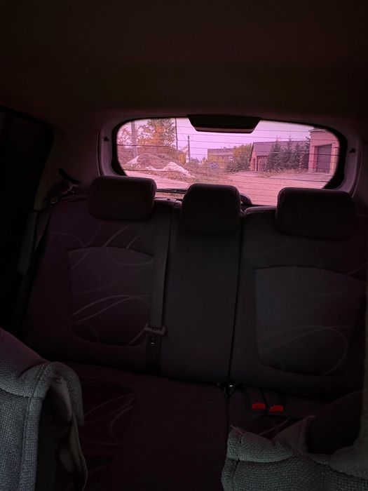 Chevrolet spark.