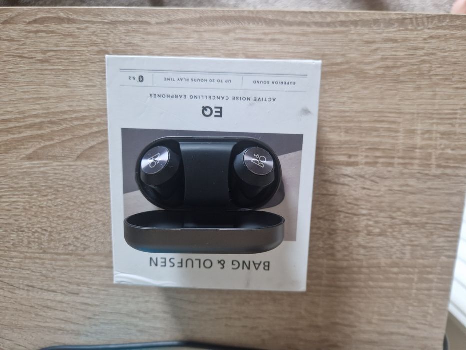 Căști Bang & Olufsen