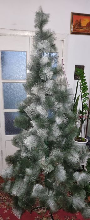 Ёлки искусственные