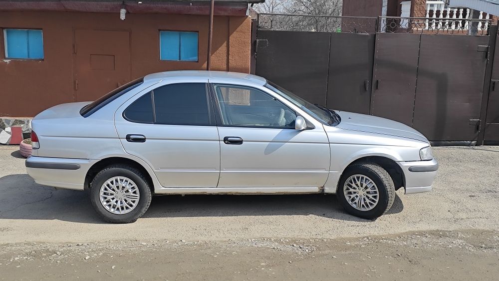Продам машину в хорошим состояни