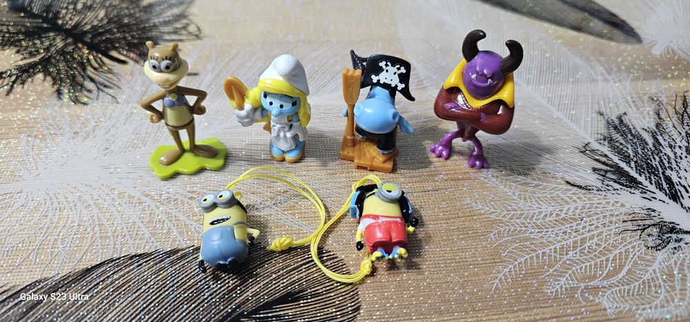 Киндер сюрприз игрушки