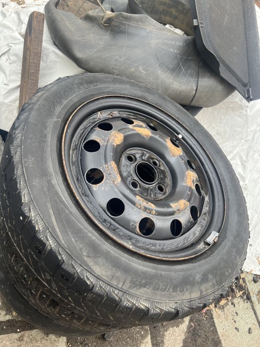 Продам шины с диском