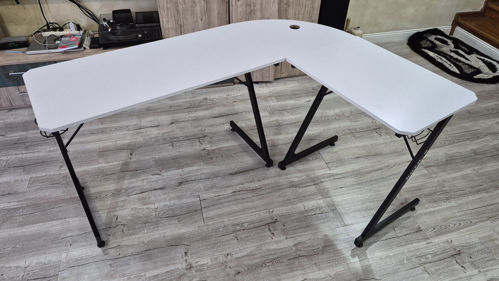 Birou colt gaming Huzaro