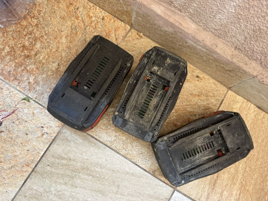 Baterii hilti 36volti defecte