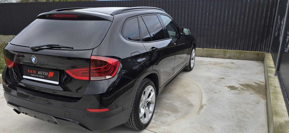 BMW X1 X-drive18d Automat. Sport Line