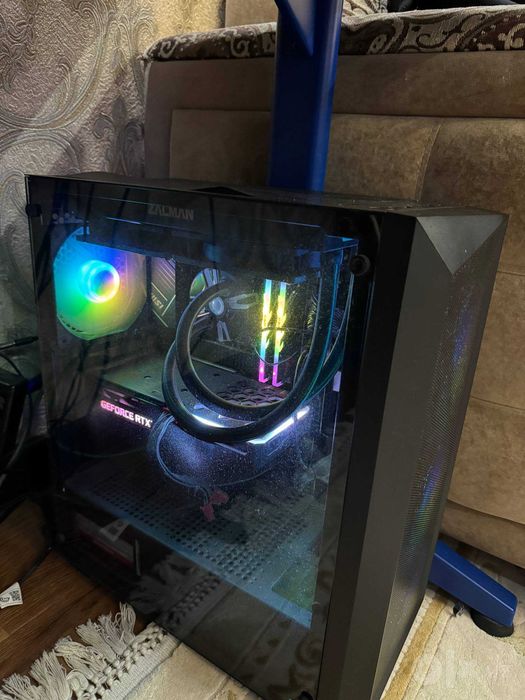 Игровой сетап i5-14600KF / RTX 3060 Ti / 2 монитора 240 и 165 Гц