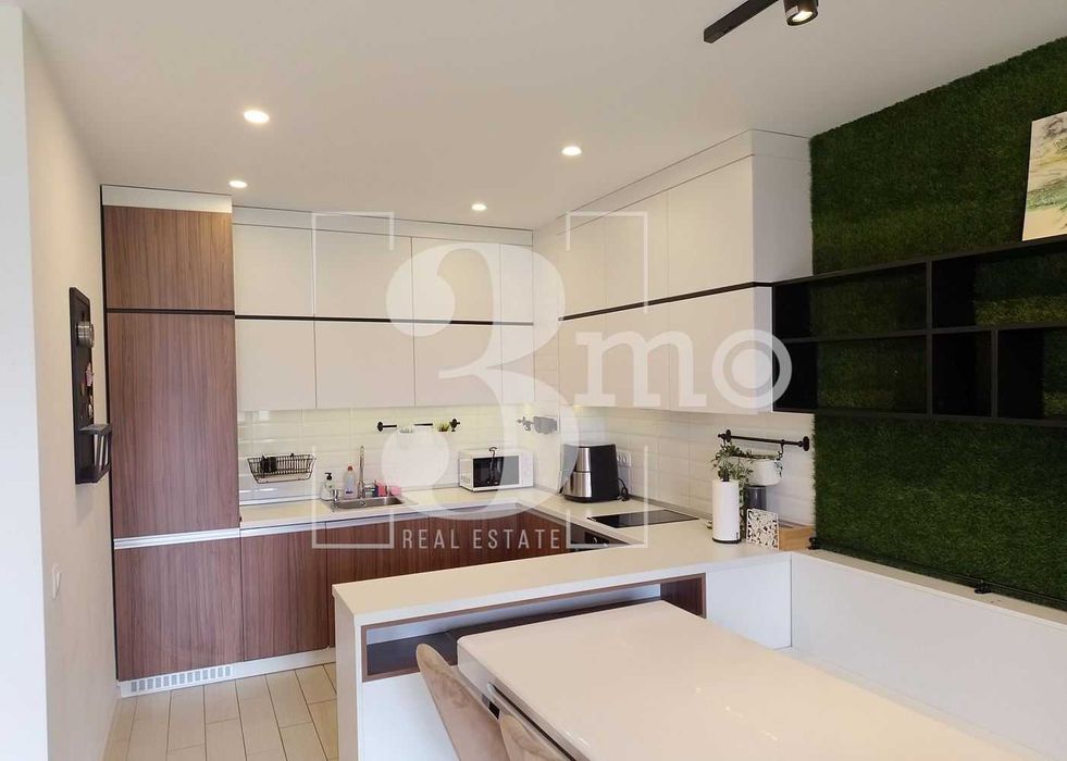 „3mo“ отдава под наем тристаен апартамент в кв. Витоша