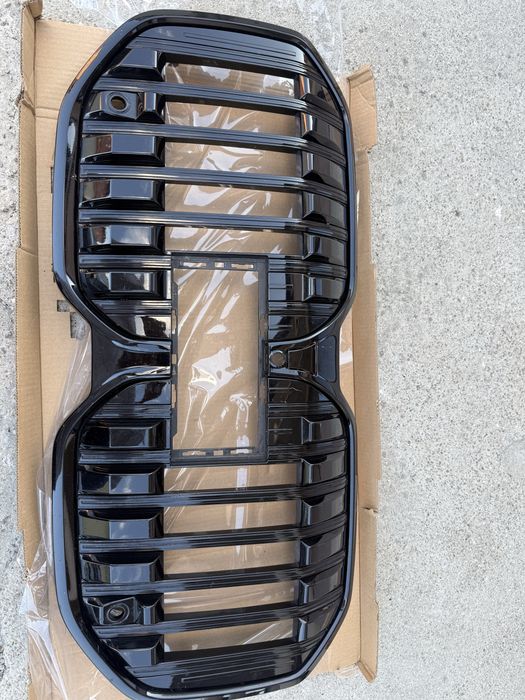 Grila originala ACTIVA BMW G70 Seria 7 2022-2025
