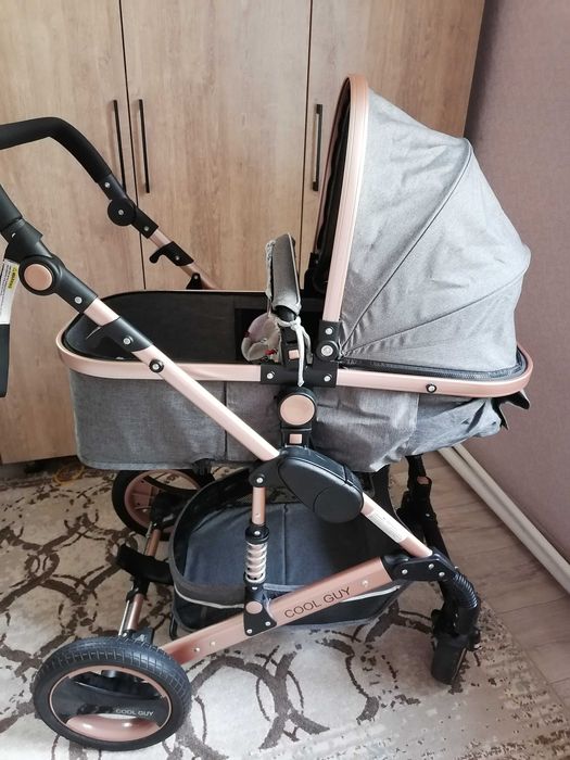 Коляска с рождения