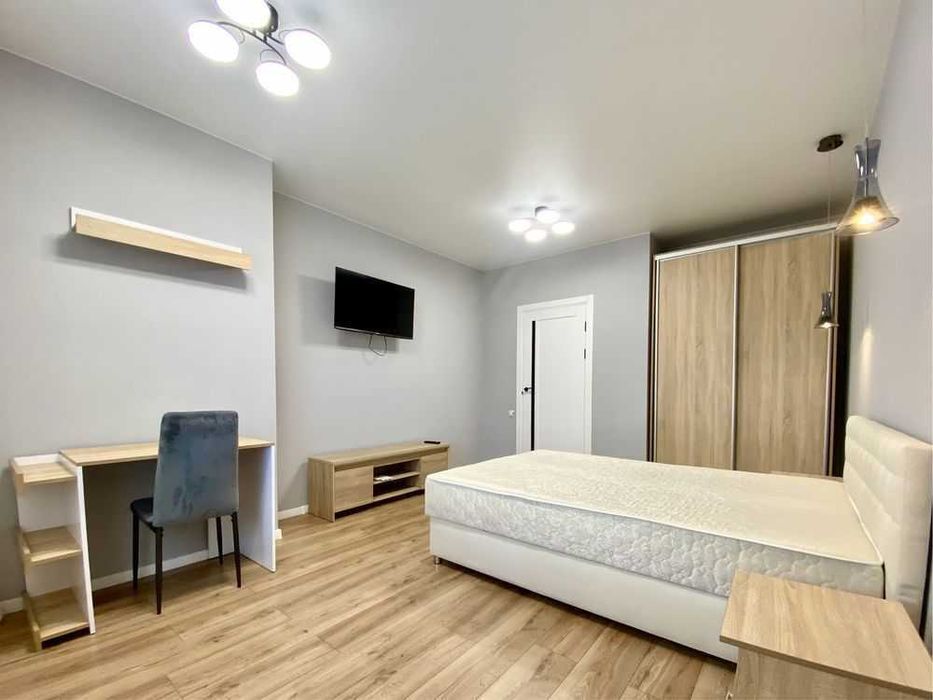 Дава се под наем Двустаен апартамент в София, Център - 65 кв.м за 459 € - Снимка #1