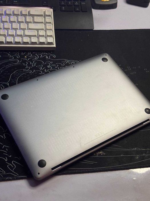 MacBook Pro 13" 2019 Core i5 озу 8 ГБ