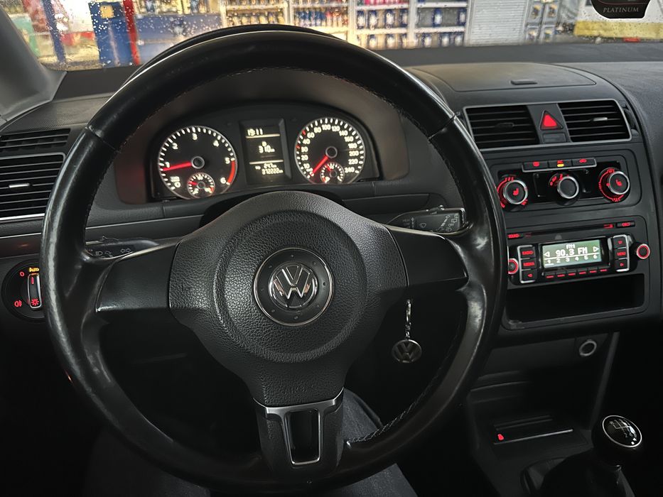 Volkswagen Touran 2.0 Diesel 140cp