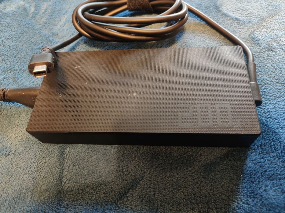 Incarcator Asus A20-200P1A 200W 20V/10A Mufa Pătrata