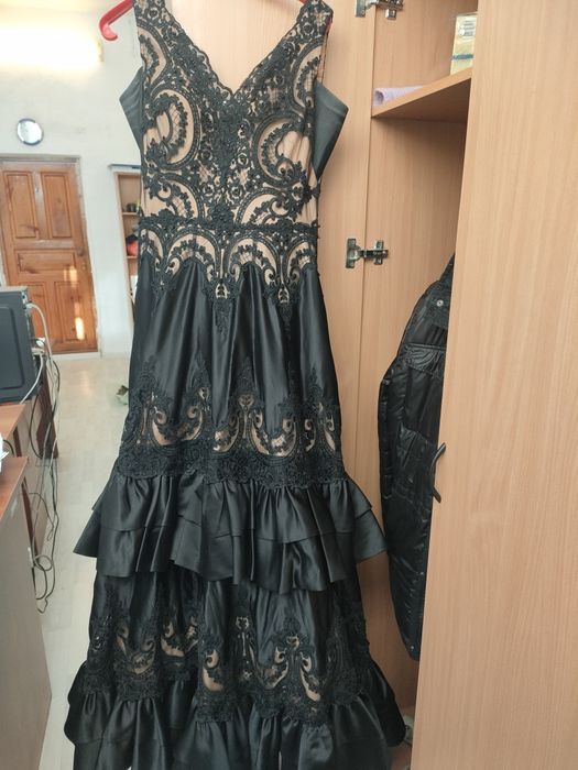 Продам платье 50 размер