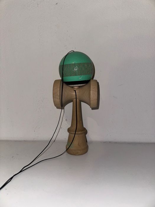 Sweets Kendama , Krom Kendama