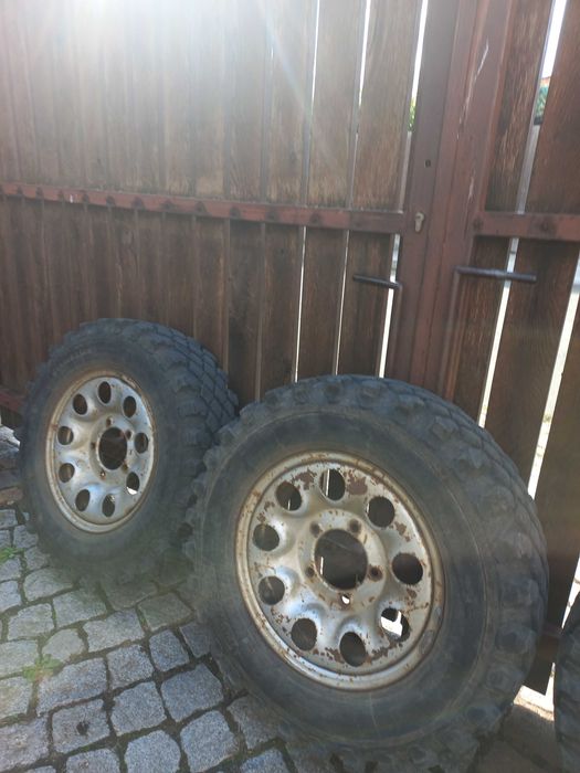 5 броя джанти с гуми 205/75x15 за Daihatsu Feroza