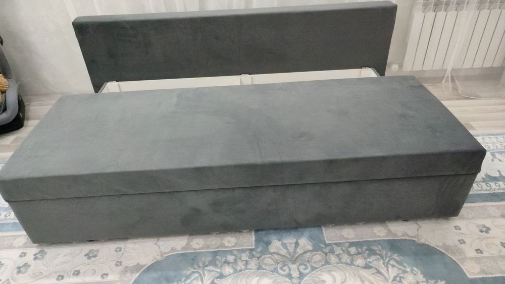 Диван жаңа қолданбаган