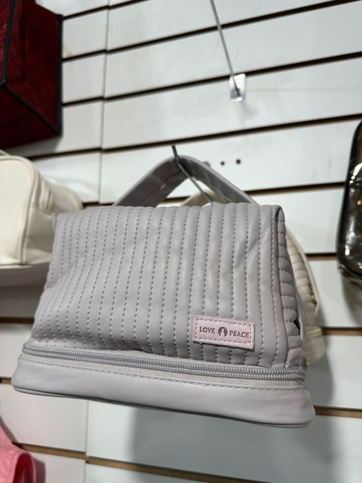 Косметички,сумочек для бани