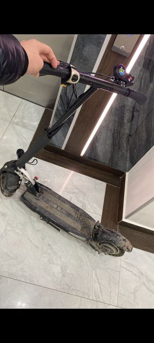 Продаю электросамокат Kugoo m4 pro обмен есть в описание!!!