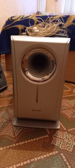 Продаю домашний кинотеатр в рабочем состоянии