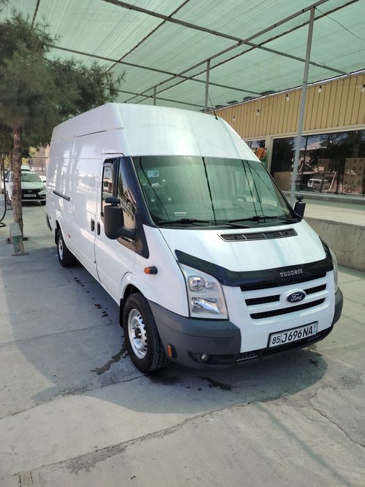 Форд транзит 2011 год. Турбо дизель 2.4 .