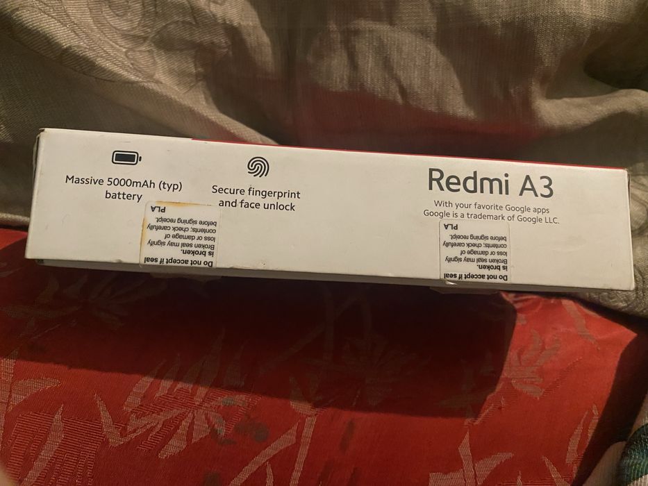 Vand Redmi A3 Verde 128GB 4GB RAM fara niciun defect,pret 450lei