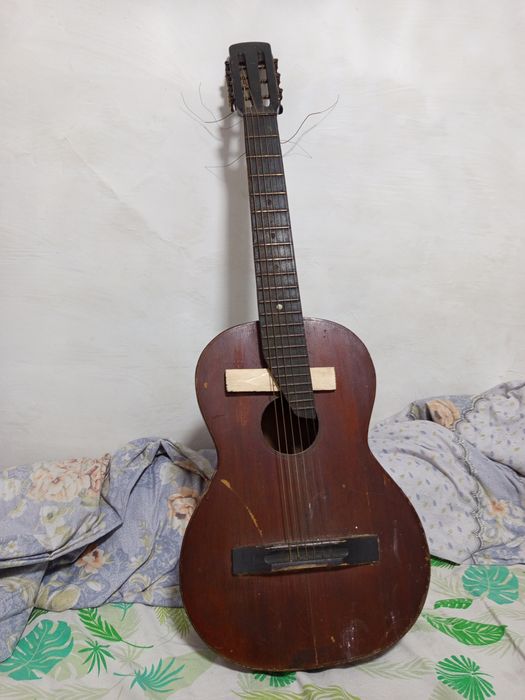 продам гитару ссср