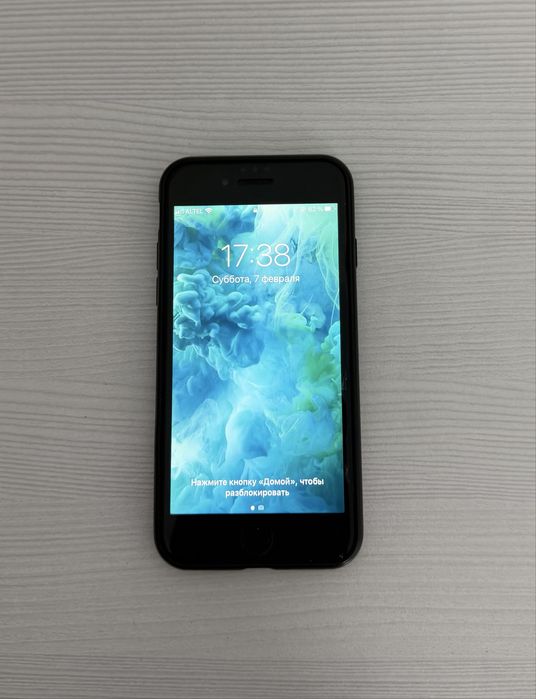Продается Айфон 7