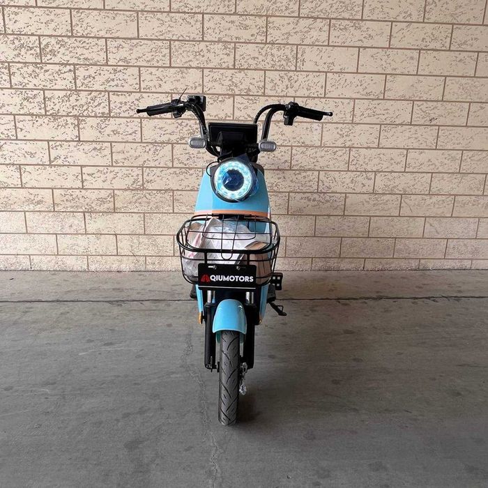 Skuter qiumotors