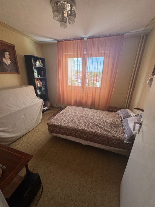 Apartament spatios Fagaras Ultra Central cu loc de parcare