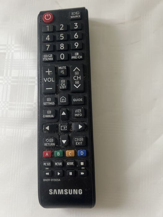 Телевизор самсунг смарт продам в отличном состоянии