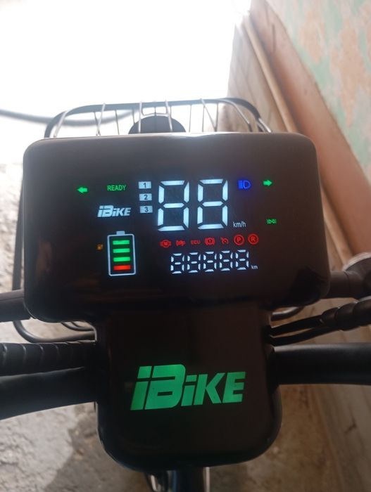 Elektroni velik sotiladi