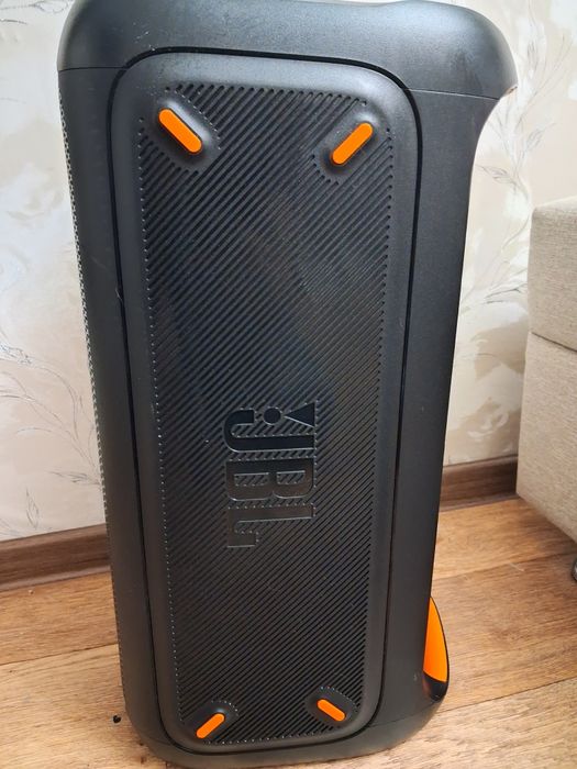 Партотивная колонка