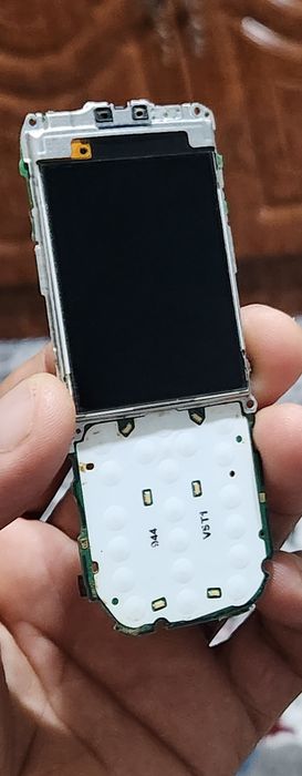 Telefon Nokia 63 03i sotaman