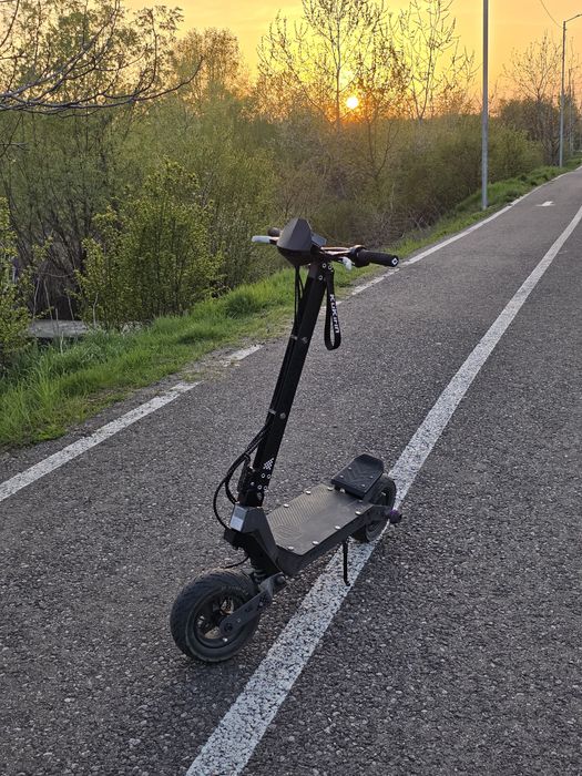 Vand trotineta electrica performanta KuKirin G4
