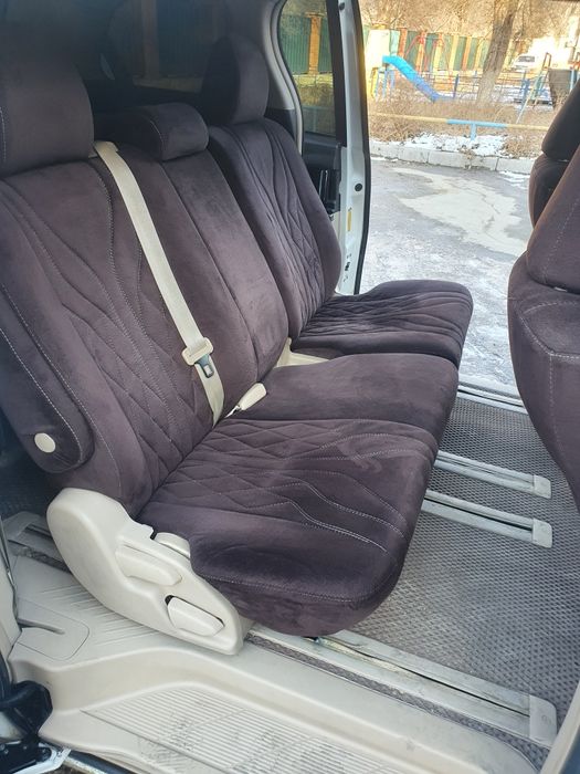 Тойота Превия минивен