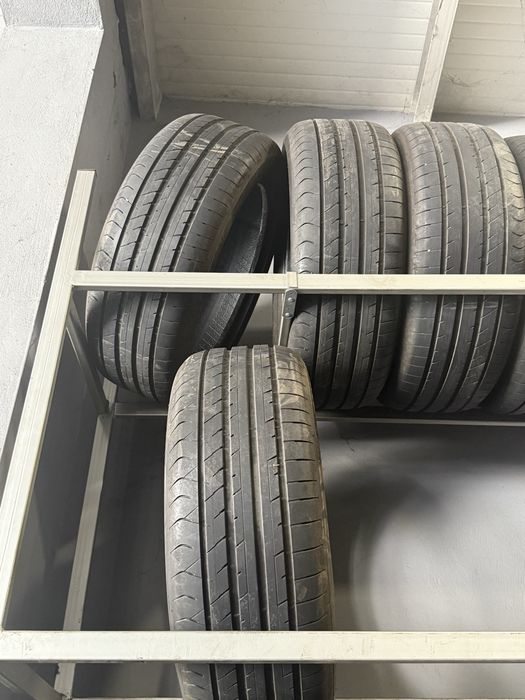235/50r19 Dunlop