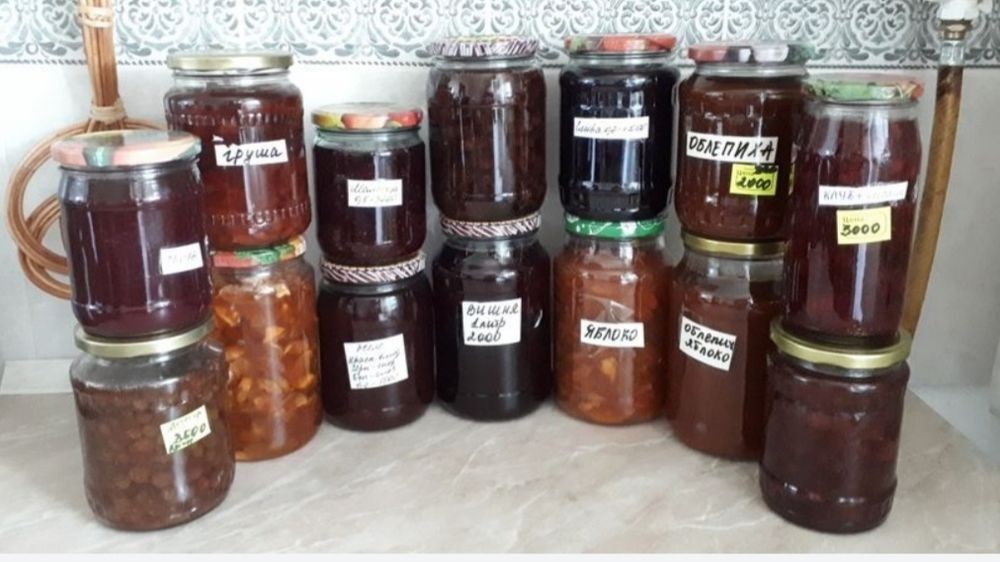 Домашние соления,варенья, компоты