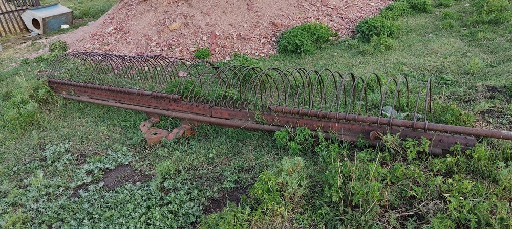 Продаётся комплект сельхоз техники