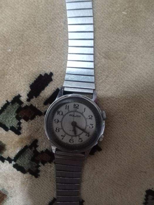 Продам часы подзолоточный