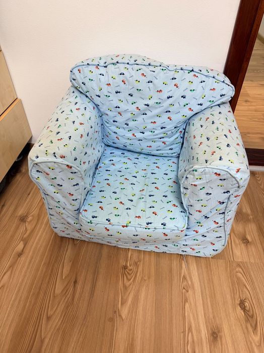 Fotoliu  copii din burete și cadru de lemn