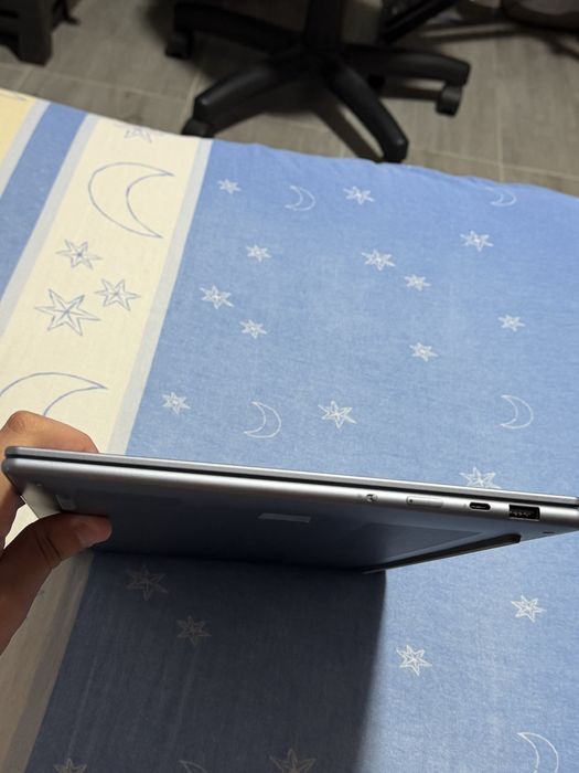 Lenovo Yoga Slim 7 15ILL9 – Intel Core Ultra 7, 16 GB RAM, Touchscreen, Nou
