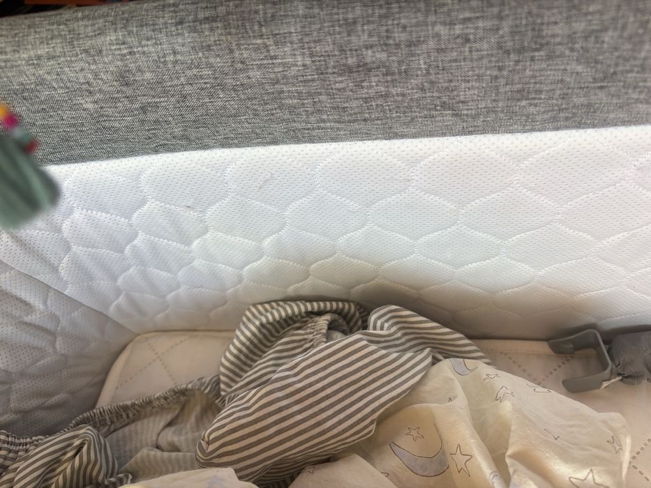 Patut co-sleeper atasabil