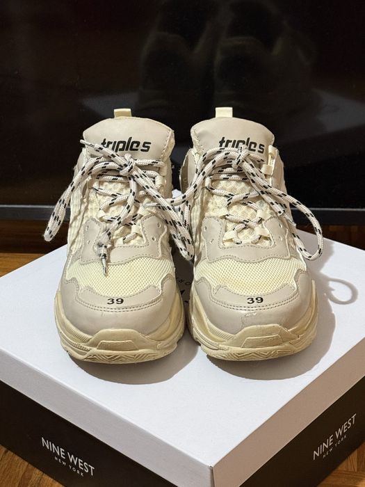 Маратонки BALENCIAGA triples