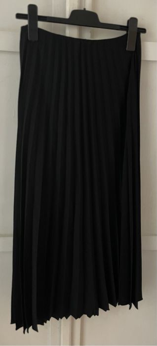 Vand rochie Zara cu pliuri