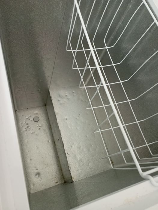 Продам морозильную камеру