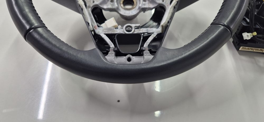Руль с подогревом Toyota 2020+