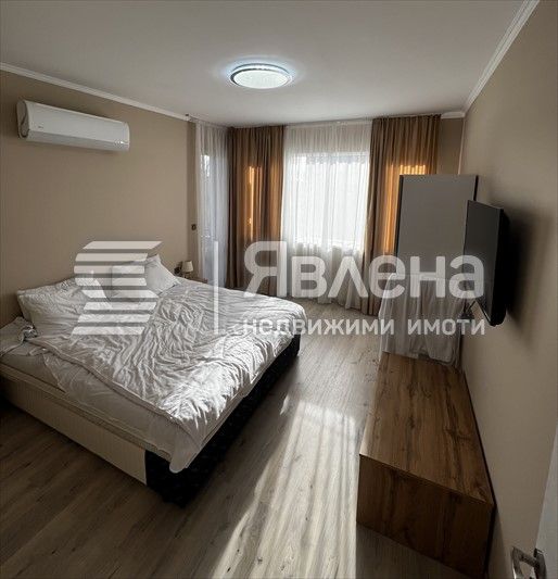 Дава се под наем Двустаен апартамент в Варна, Център - 50 кв.м за 700 € - Снимка #4